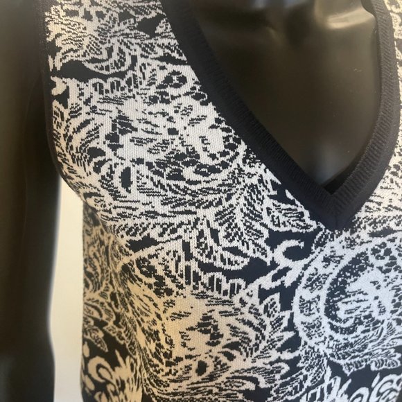 Collette's Closet | Sexy Black & White Sweater Set (Never Worn!) - Picture 7 of 9